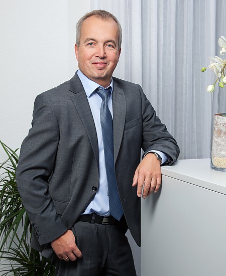 Oliver Schmid